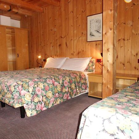Hotel Santa Caterina Санта-Катерина-Вальфурва Екстер'єр фото