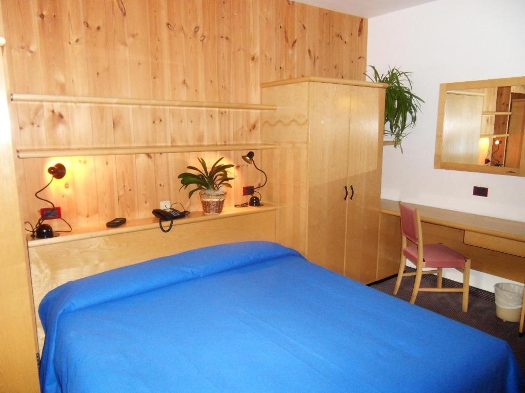Hotel Santa Caterina Санта-Катерина-Вальфурва Екстер'єр фото