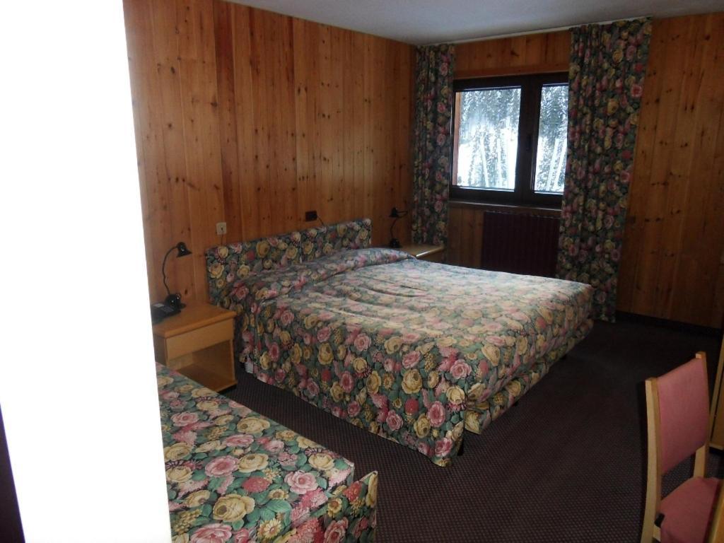 Hotel Santa Caterina Санта-Катерина-Вальфурва Екстер'єр фото