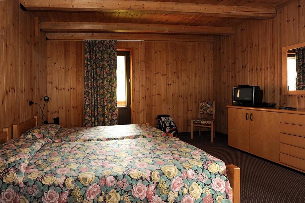 Hotel Santa Caterina Санта-Катерина-Вальфурва Екстер'єр фото