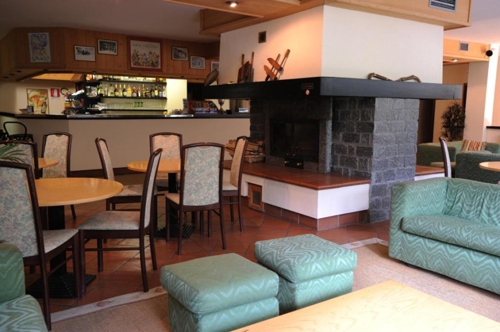 Hotel Santa Caterina Санта-Катерина-Вальфурва Екстер'єр фото