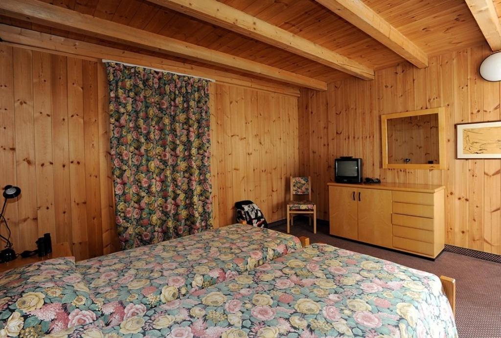 Hotel Santa Caterina Санта-Катерина-Вальфурва Екстер'єр фото