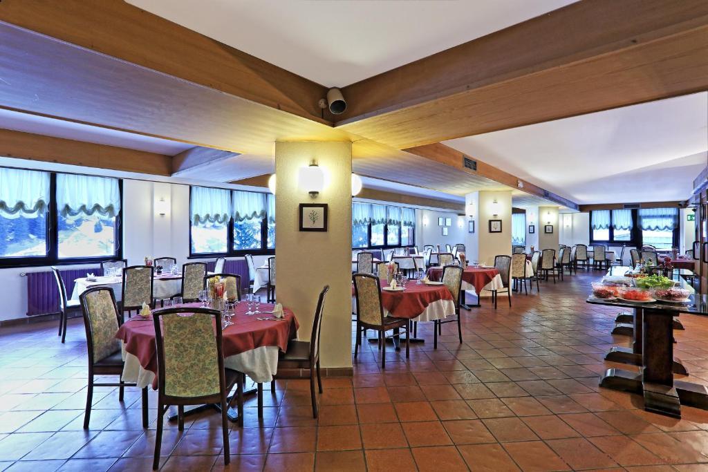 Hotel Santa Caterina Санта-Катерина-Вальфурва Екстер'єр фото