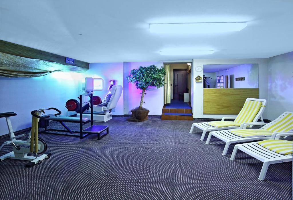 Hotel Santa Caterina Санта-Катерина-Вальфурва Екстер'єр фото