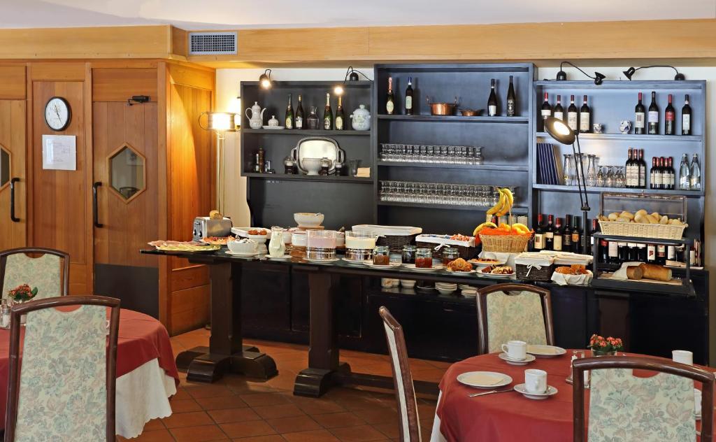 Hotel Santa Caterina Санта-Катерина-Вальфурва Екстер'єр фото