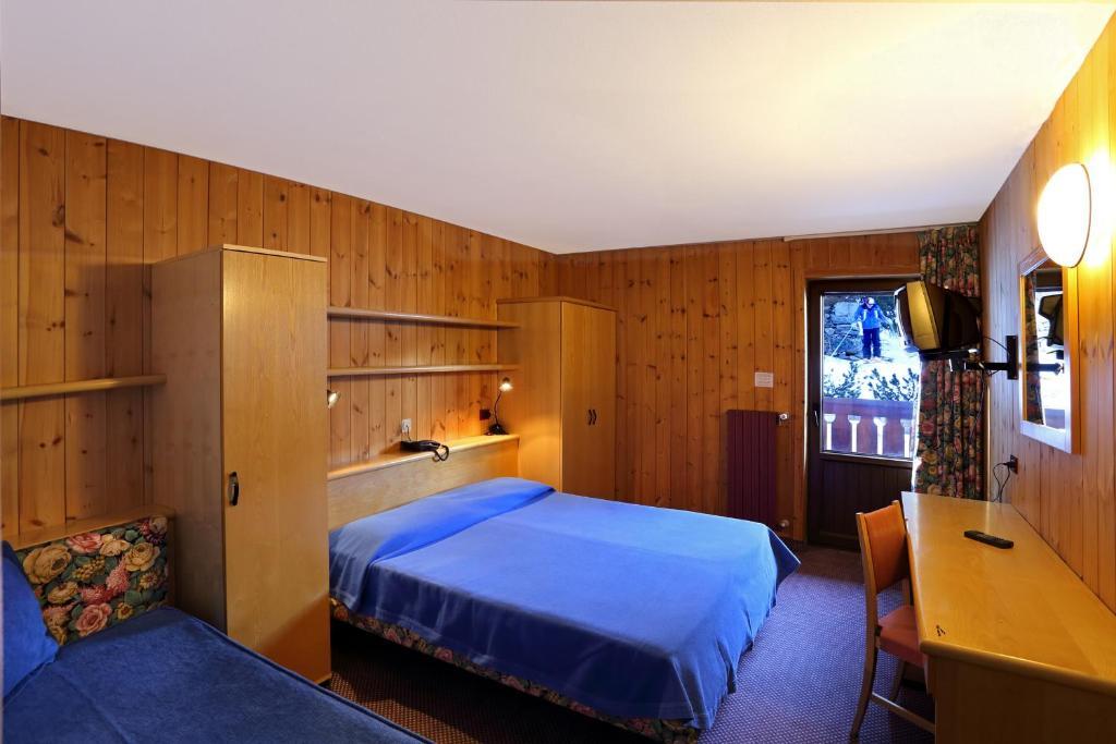 Hotel Santa Caterina Санта-Катерина-Вальфурва Екстер'єр фото