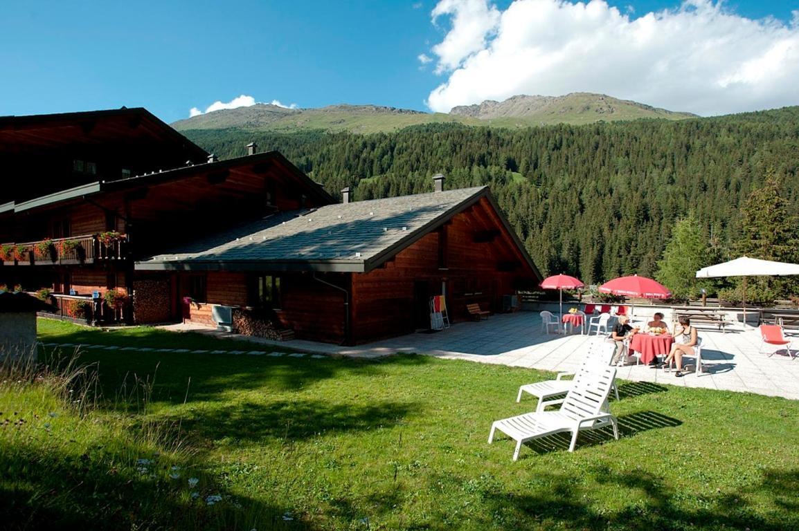 Hotel Santa Caterina Санта-Катерина-Вальфурва Екстер'єр фото